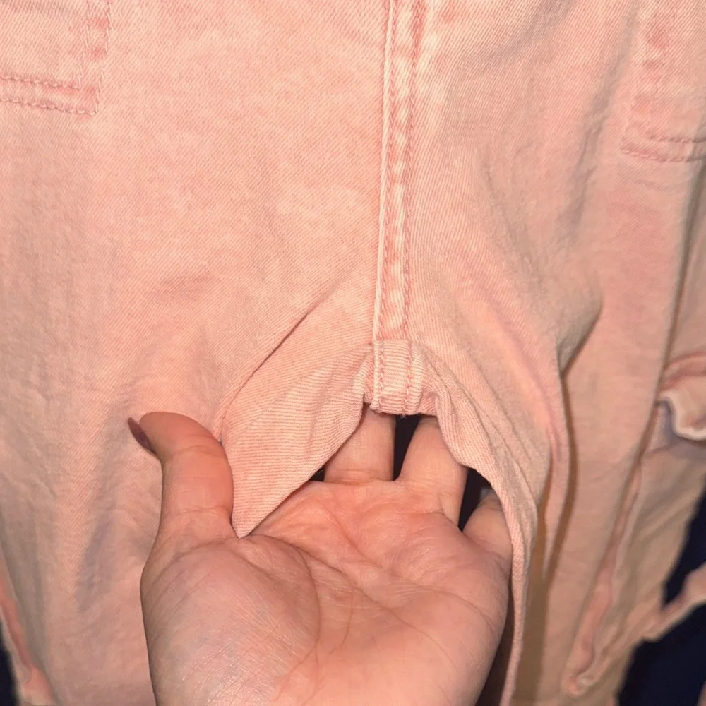 VIP JEANS- NWOT Pink Acid Wash Wide-Leg Cargo Jeans Size 11/12 - Picture 9 of 17